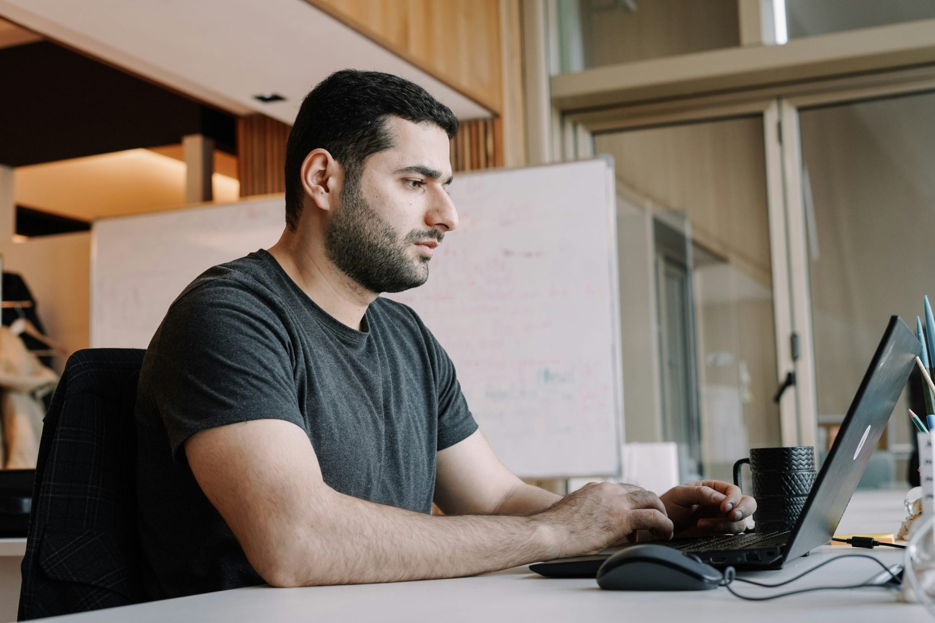 How Zero Trust Works With Endpoint Security to Reduce Risk