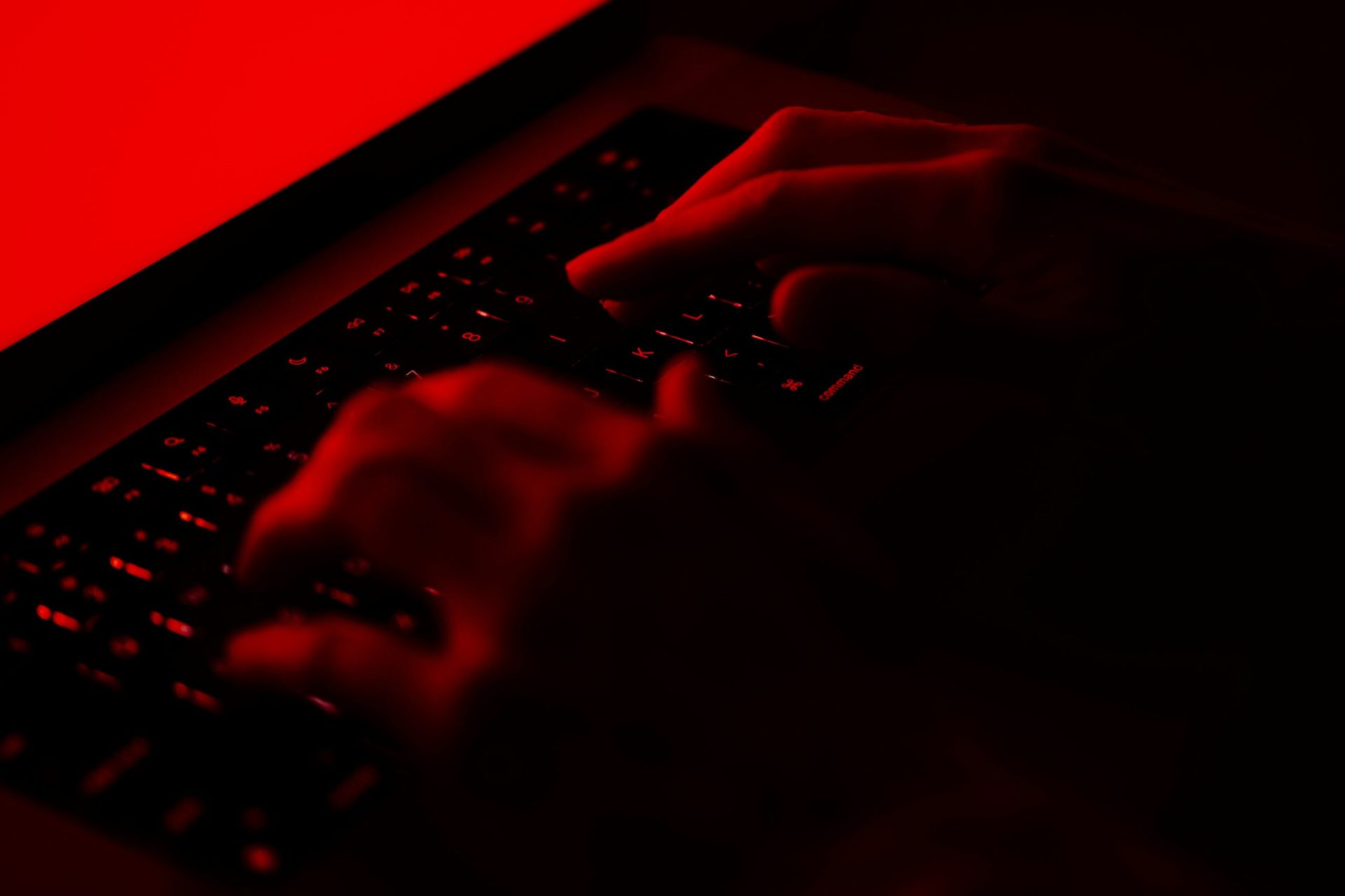 How to Respond to a Dark Web Alert With a Clear Incident Playbook